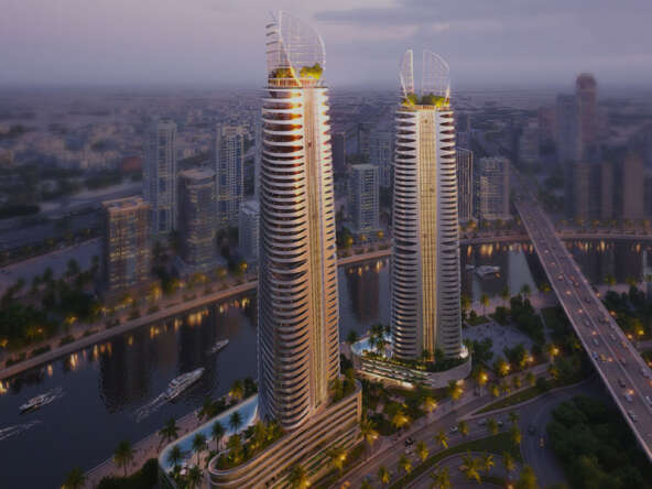 Canal Crown At Business Bay